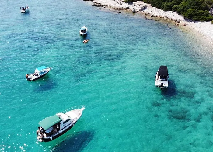 Excellence 펜션 풀라